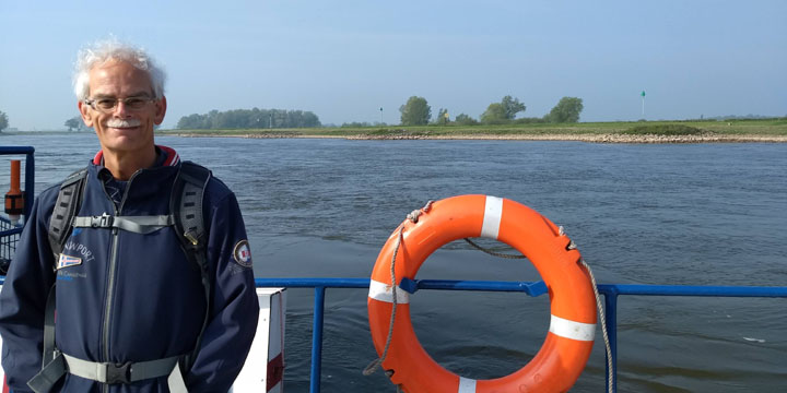 op de pont bij Bronkhorst