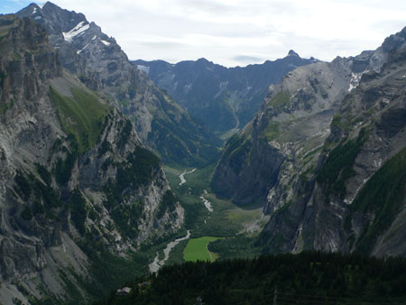 uitzicht op het Kandertal