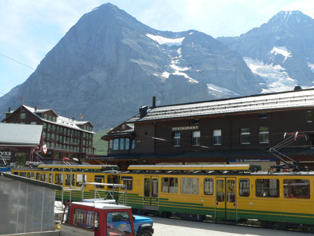 drukte bij Kleine Scheidegg