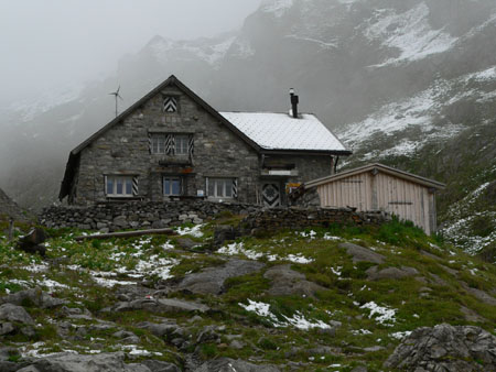 Wildhornhutte