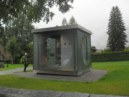 op bezoek bij het minimuseum